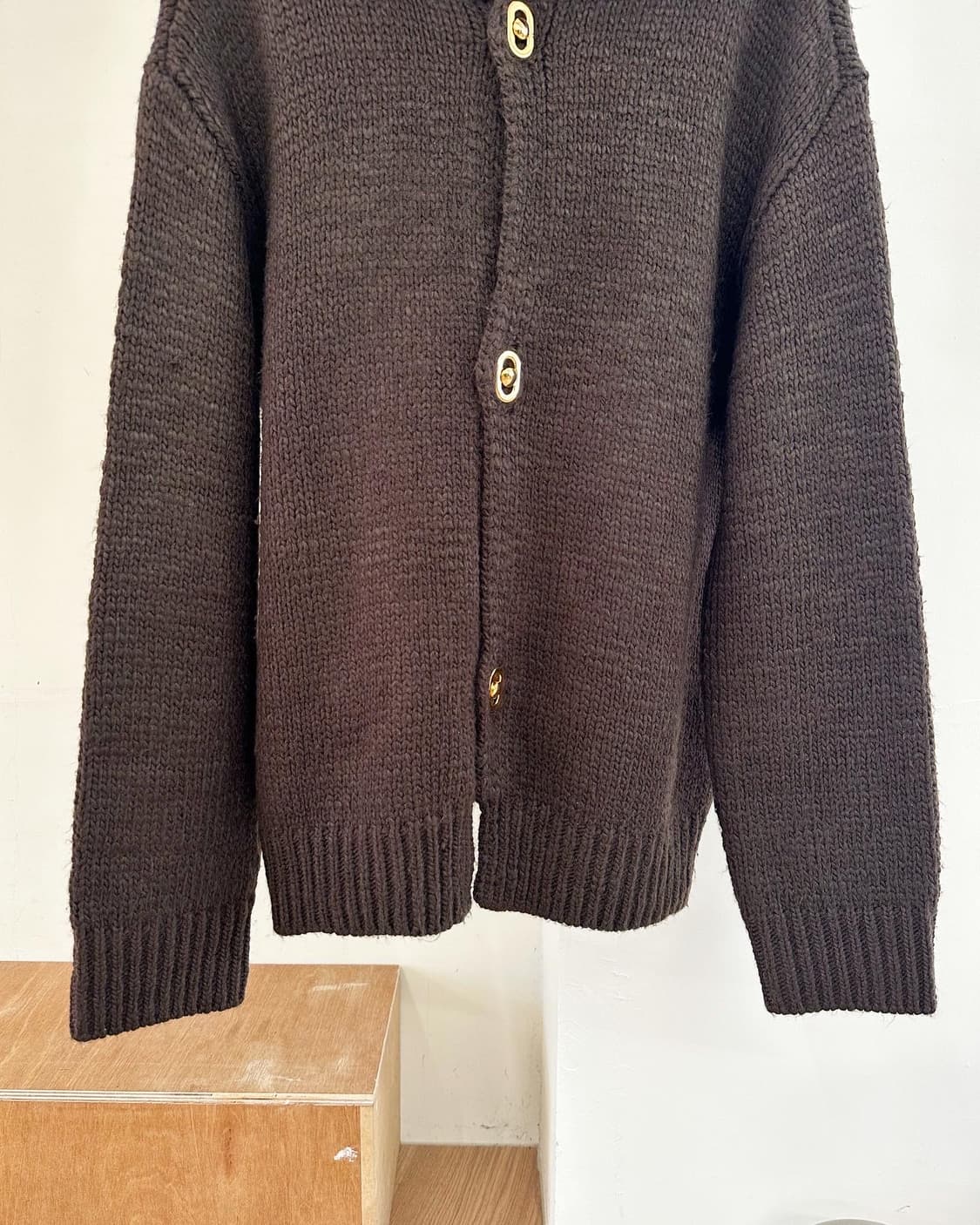 보테가베네타 브라운 금장 헤비울 가디건 상품이미지5