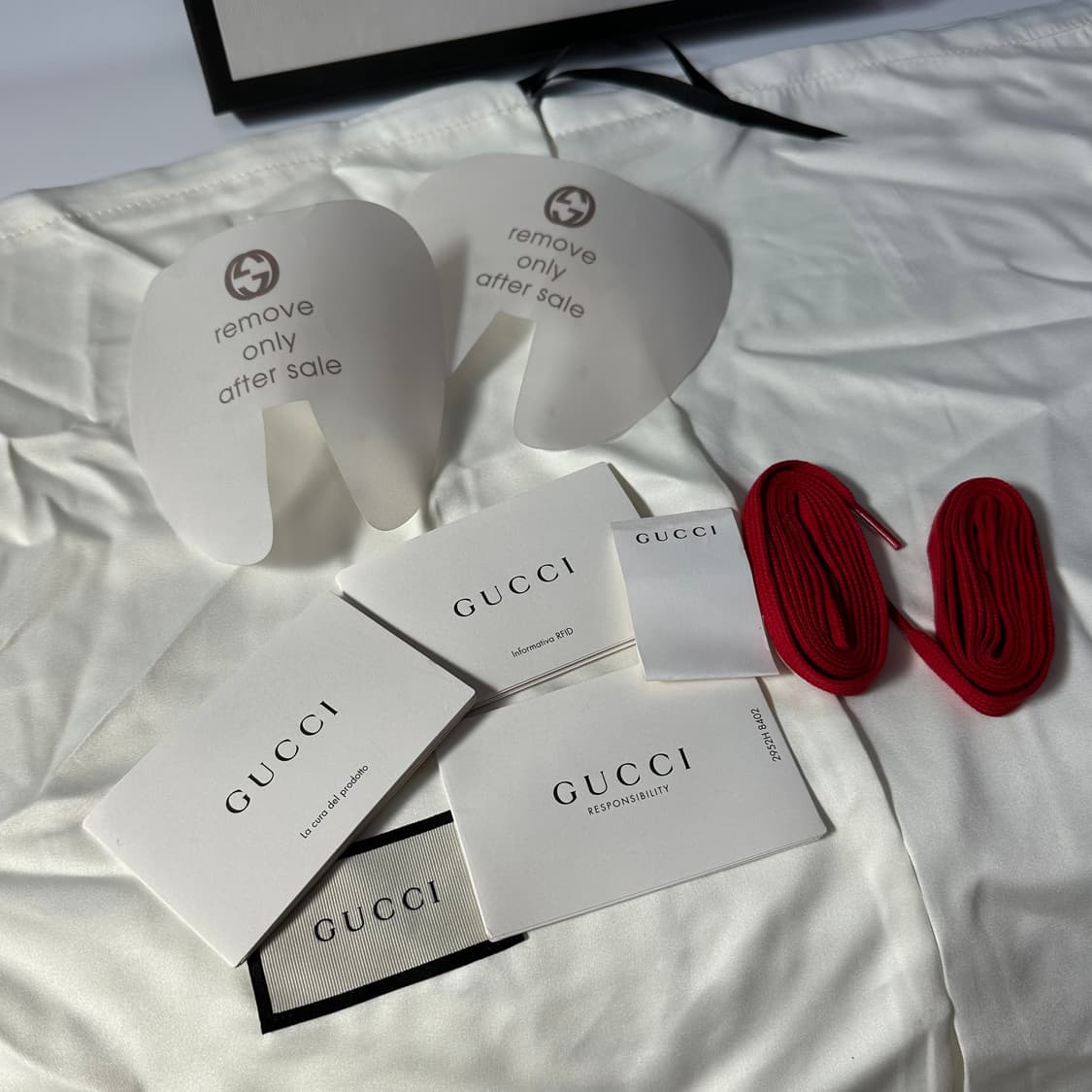 [풀박스] 구찌 롸이톤 레더 띠 로고 스니커즈 7.5(265mm) 라이톤 상품이미지9