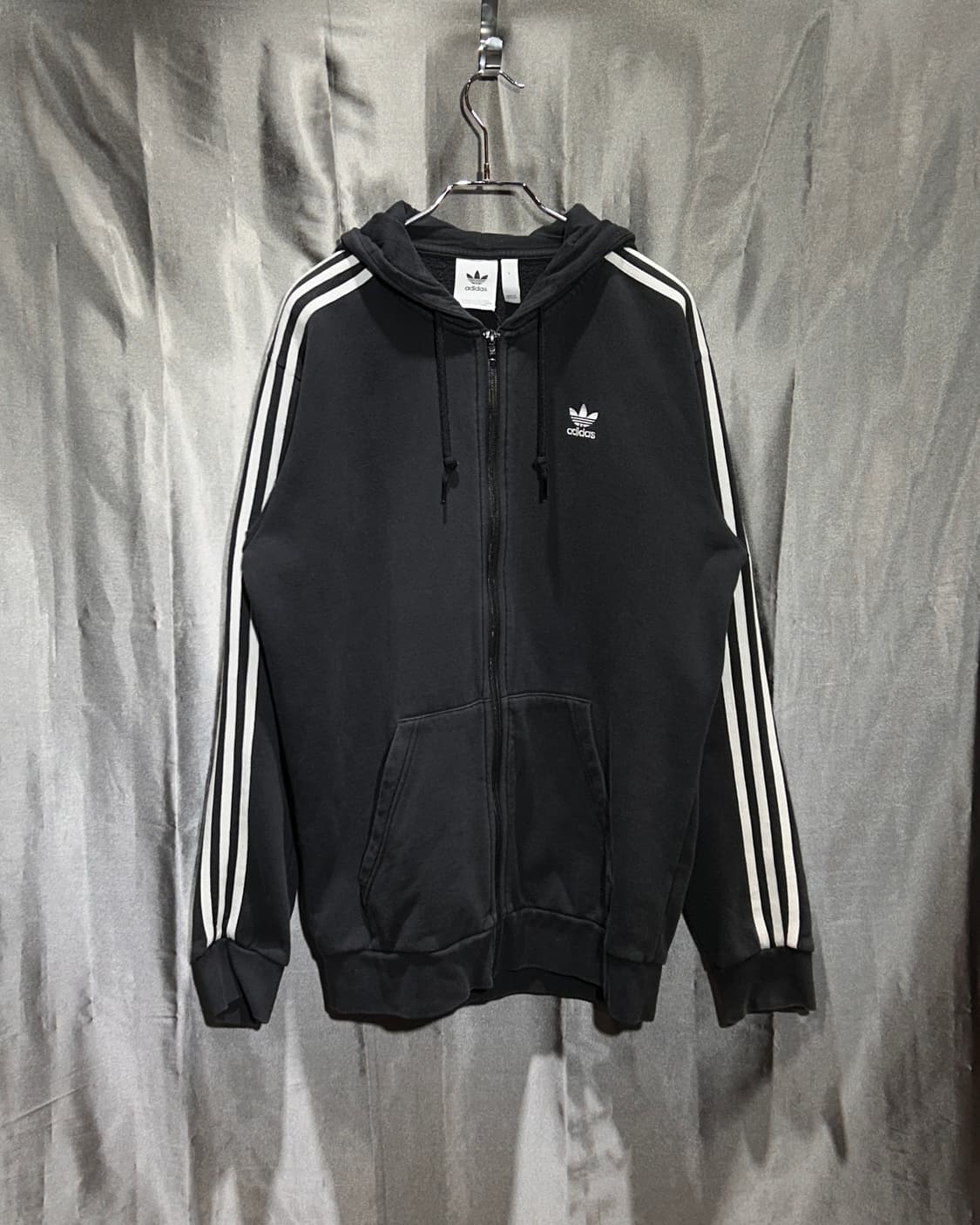 L 아디다스 파이어버드 스트라이프 클래식 블랙 후드집업 상품이미지2
