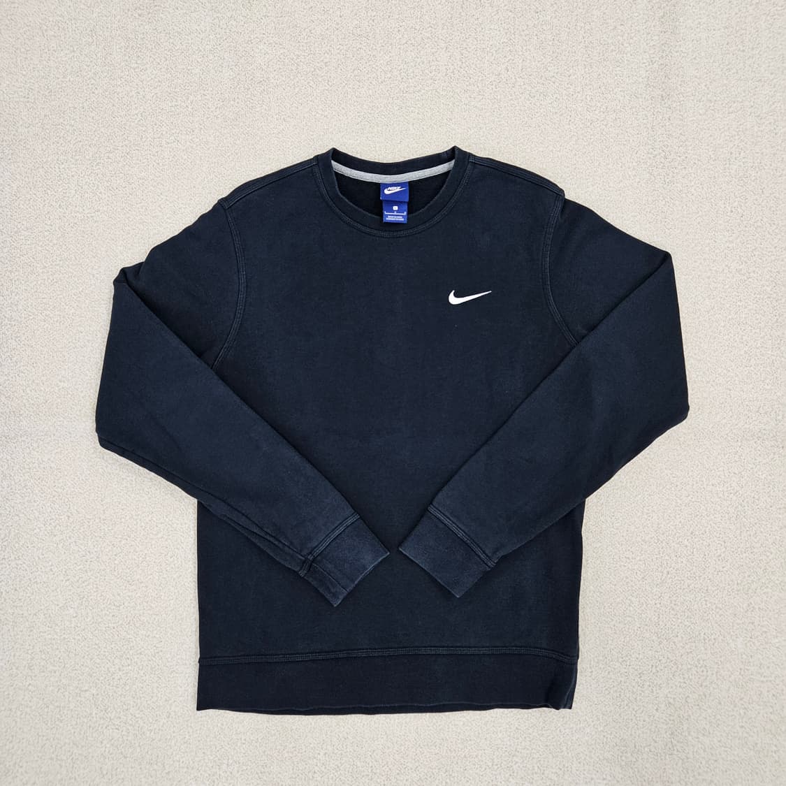 [100] 나이키 스몰로고 스우시 맨투맨 티셔츠 1027JM1 상품이미지1