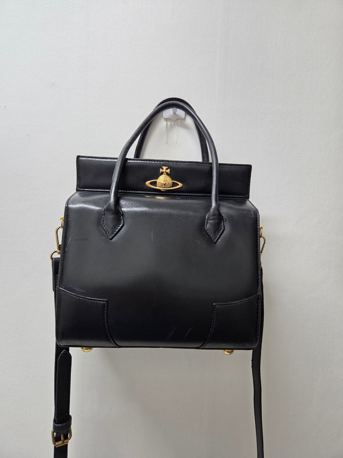 비비안웨스트우드 블랙 토트백 숄더백 상품이미지2