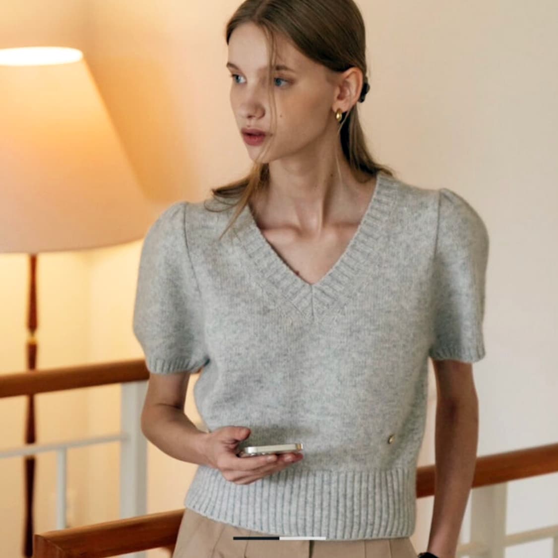 틸아이다이 라쿤 브이넥 니트 탑 그레이 상품이미지1