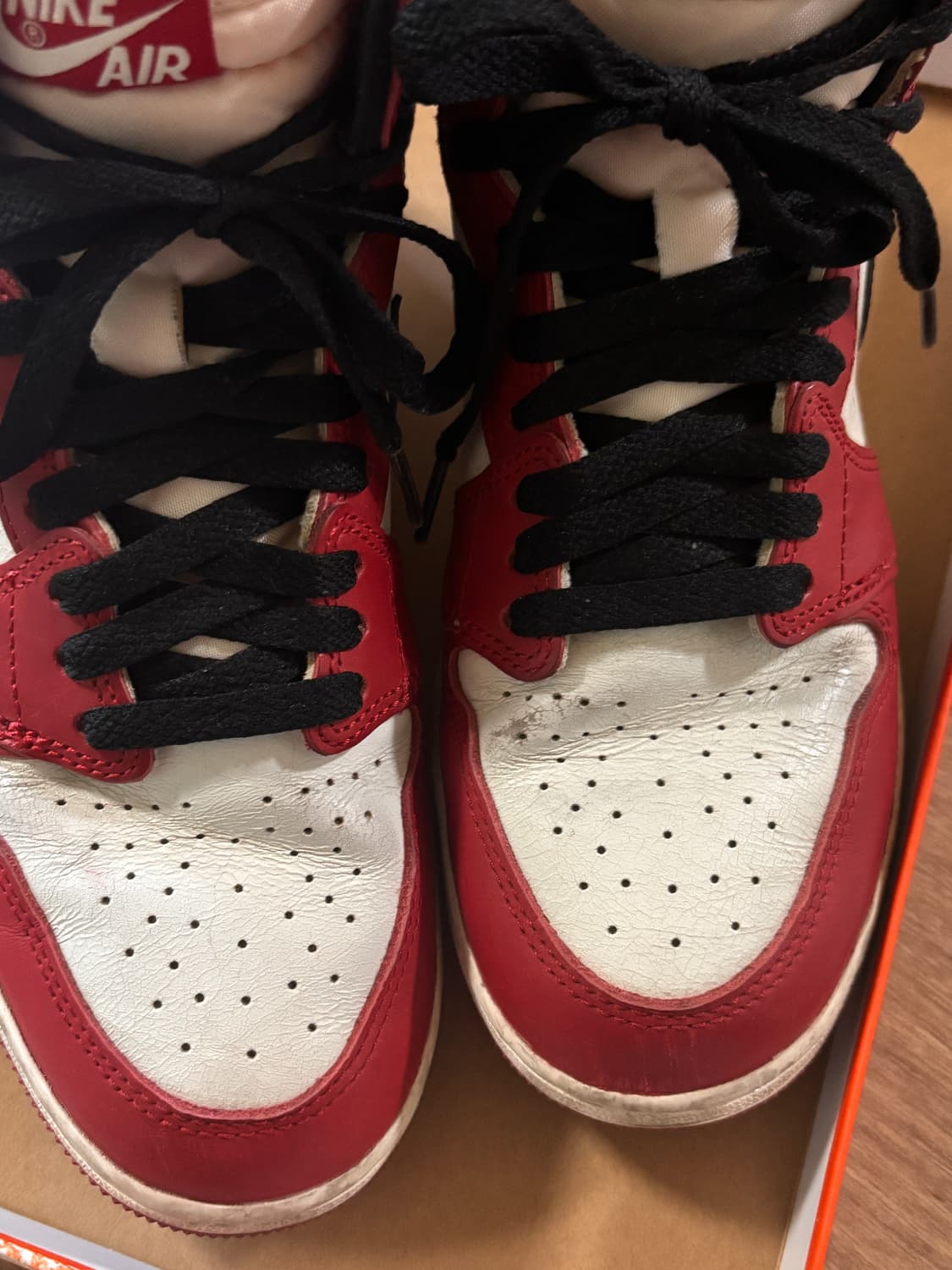 조던1 레트로 하이 OG 시카고 2022(245) 상품이미지5