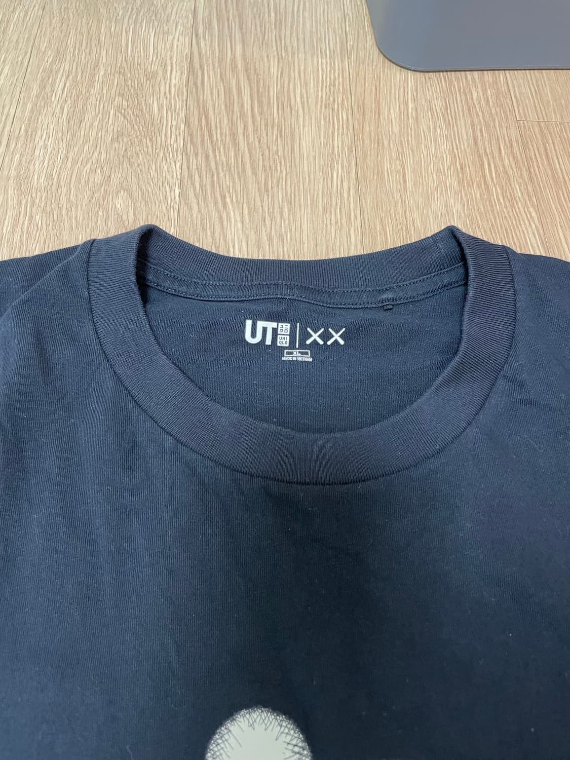 유니클로 UT 카우스 상품이미지2