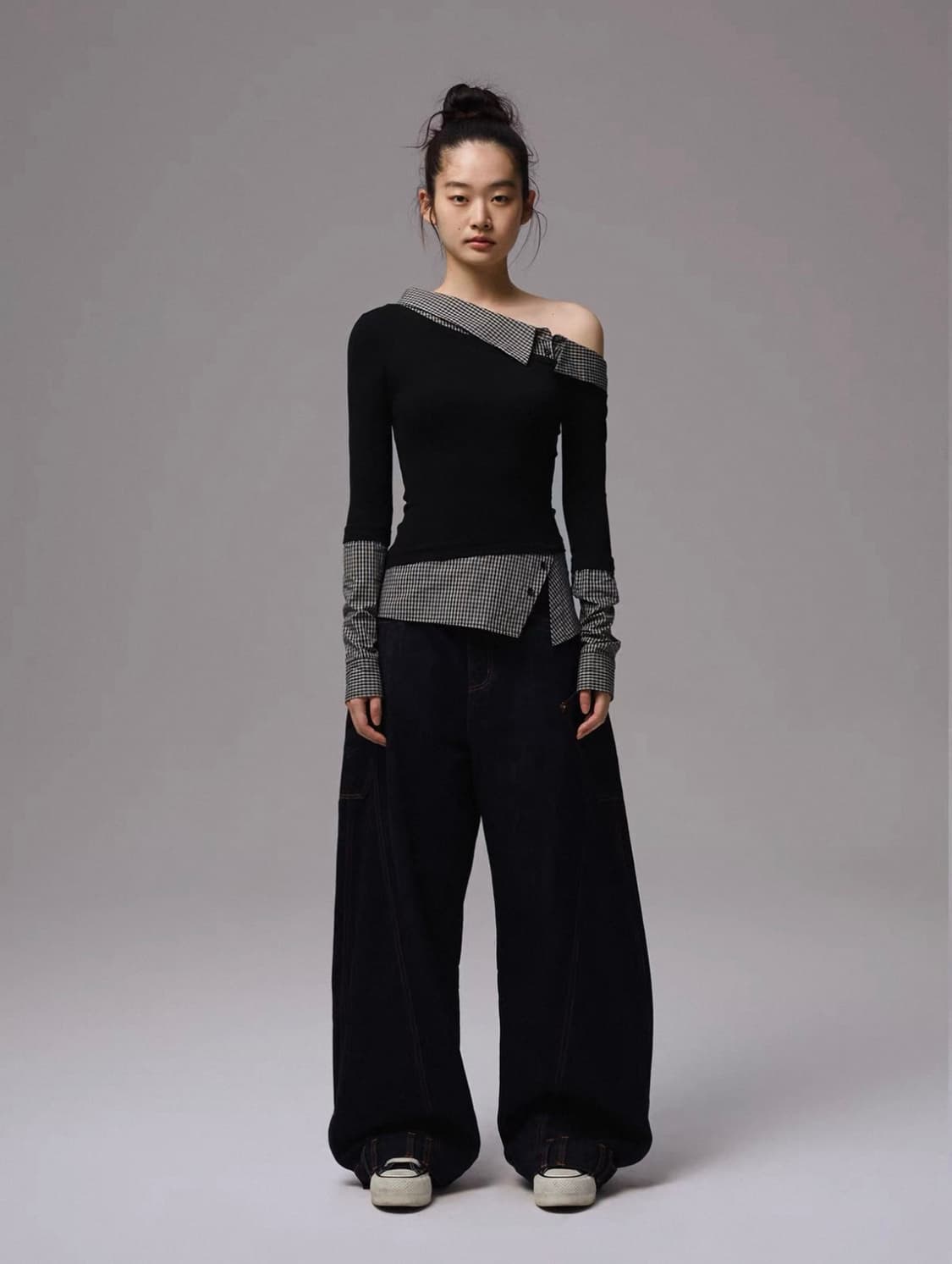 FAUX TWO PIECE OFF SHOULDER TOP 상품이미지2