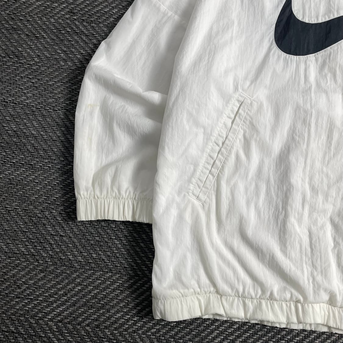 나이키 신형 빅스우시 나일론 박시핏 바람막이o 3912 상품이미지3