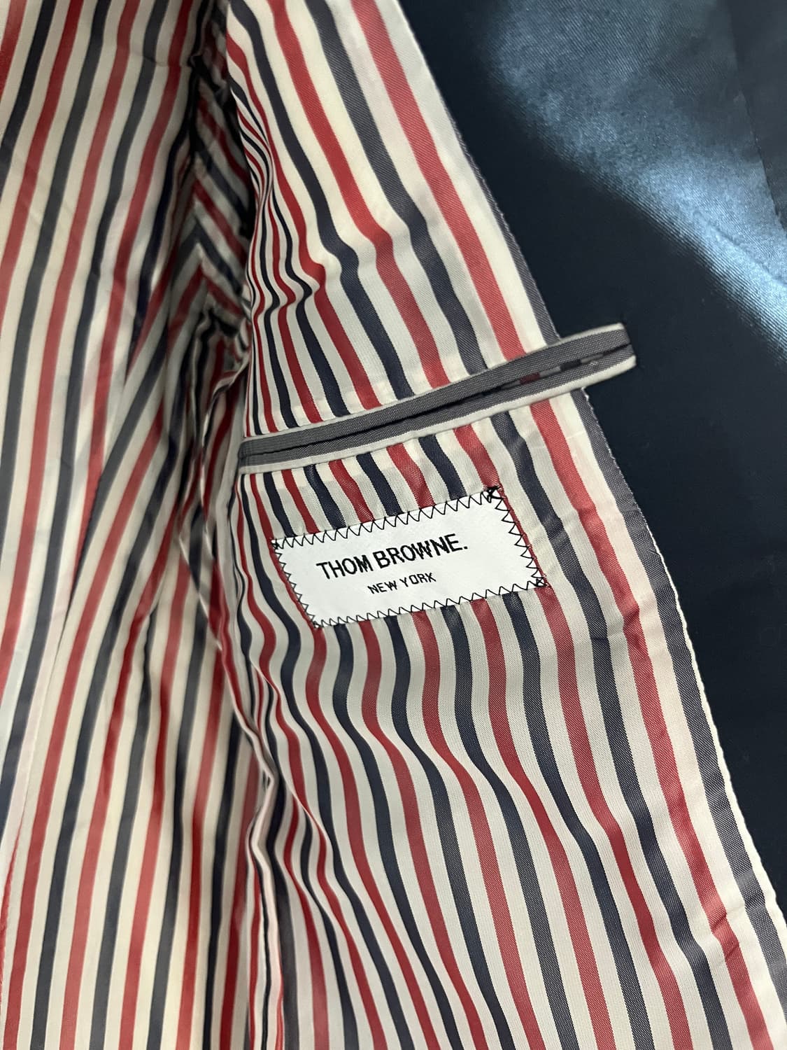 톰브라운 금장 맥코트 상품이미지4