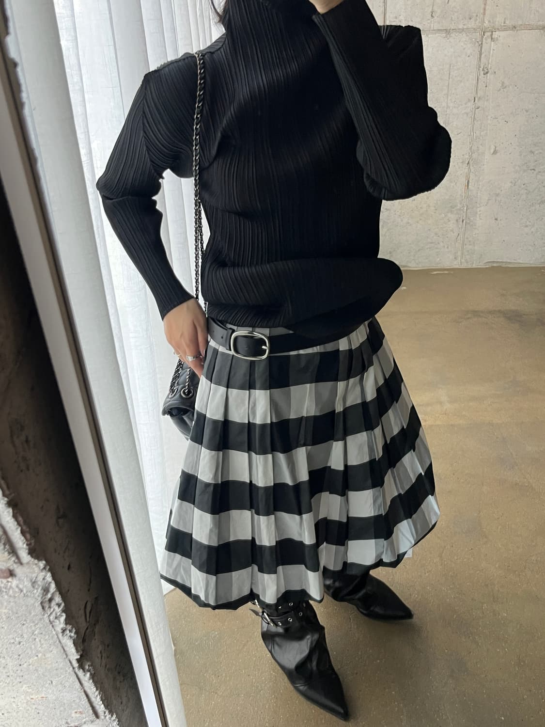 Rene 르네 벌룬 스커트 화이트&블랙 상품이미지1