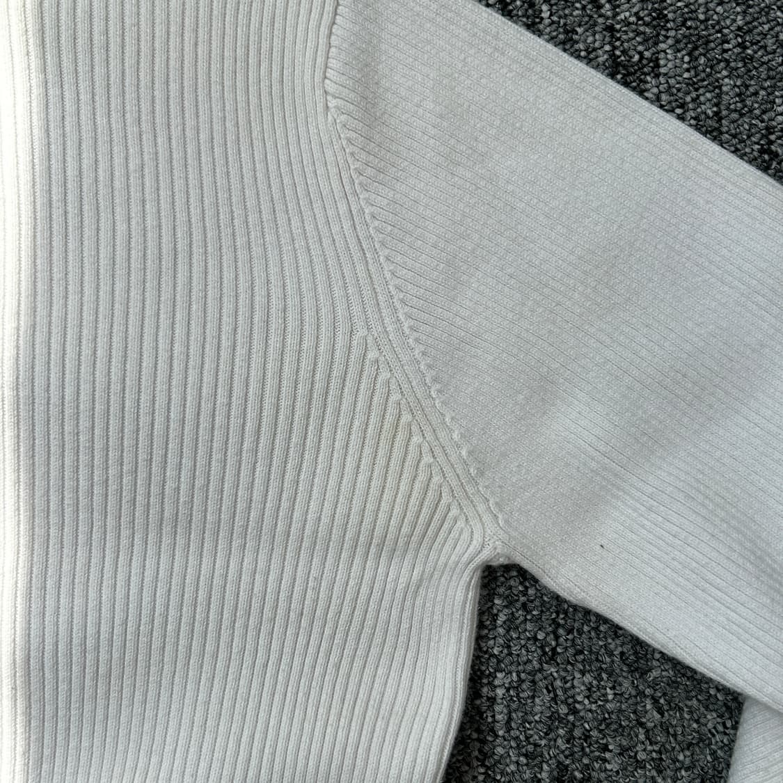 폴로 진스 성조기 넥 로고 크롭 하프집업 니트 상품이미지7