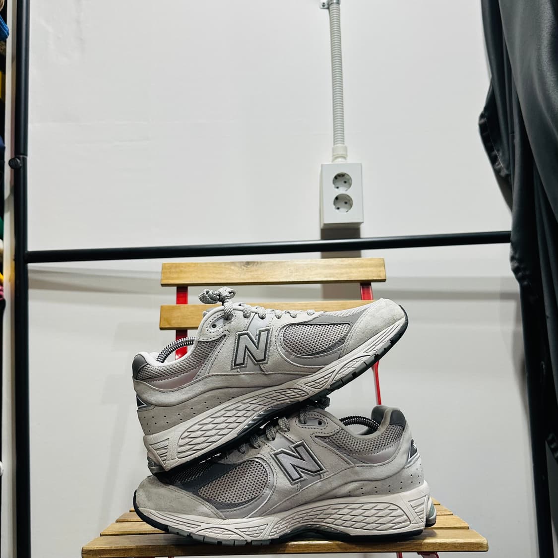 275) 뉴발란스 운동화 남성 남자 신발 2002R 그레이 상품이미지7