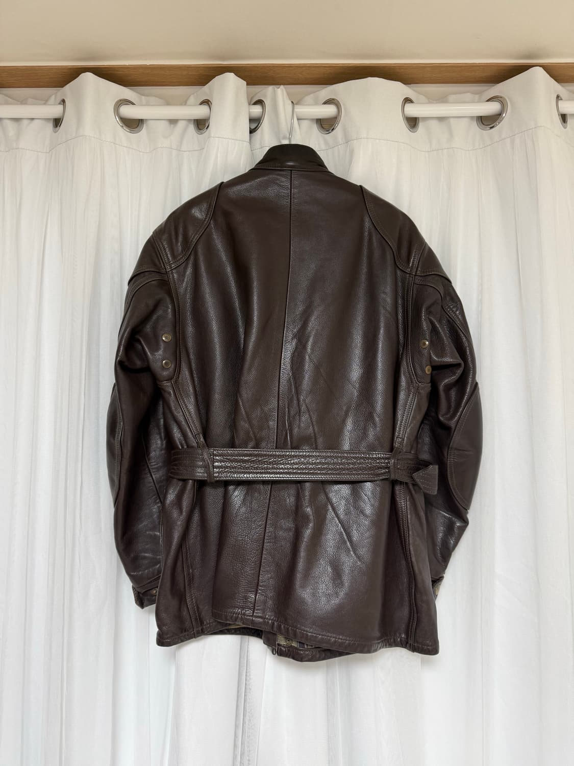 벨스타프 로드마스터 팬서 레더자켓 (발레노티) 상품이미지3