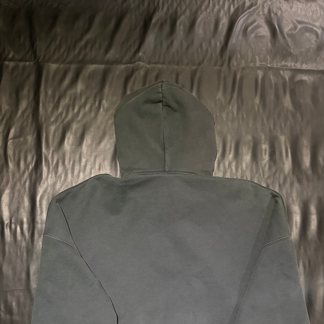 발렌시아가 X 아디다스 트레포일 로고 후드티 상품이미지4