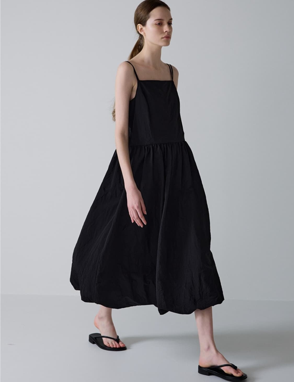 파사드패턴 볼륨원피스 상품이미지1