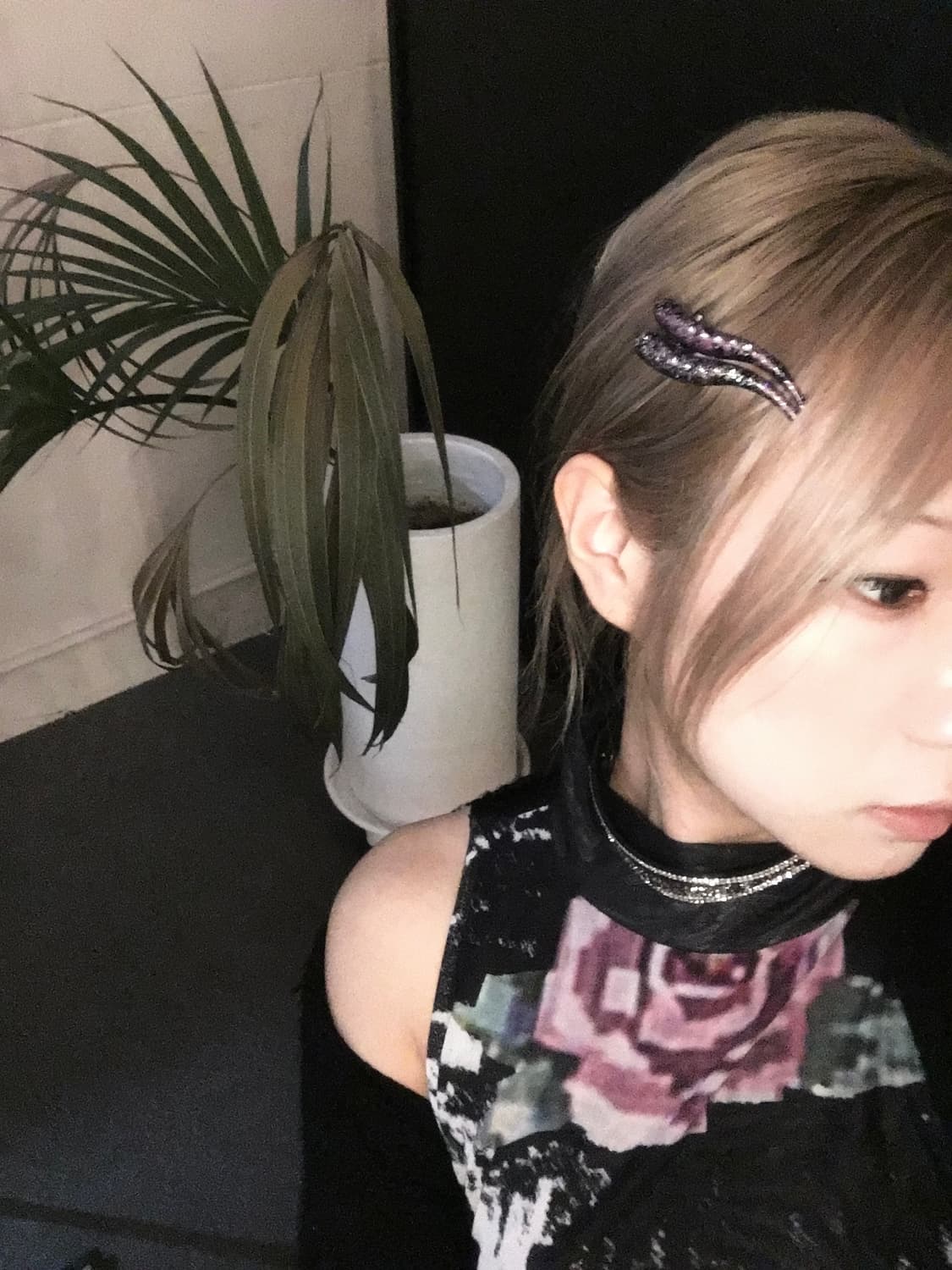 파리 수입 네일모양 핀 상품이미지3