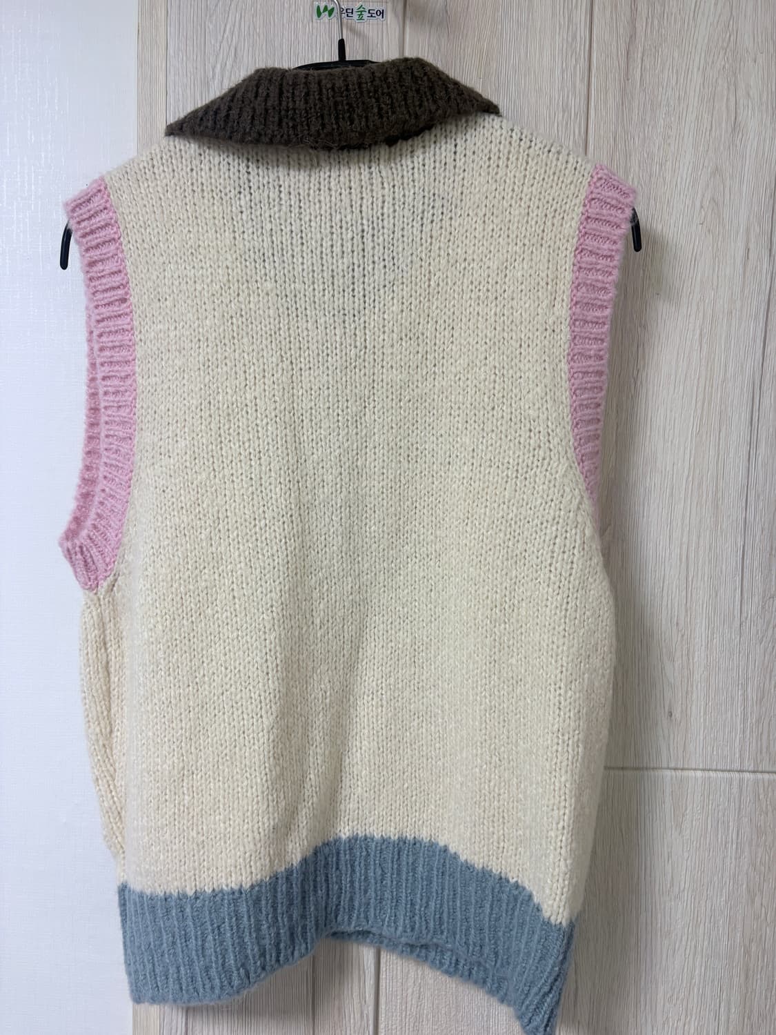그로브 배색 니트 조끼 상품이미지4