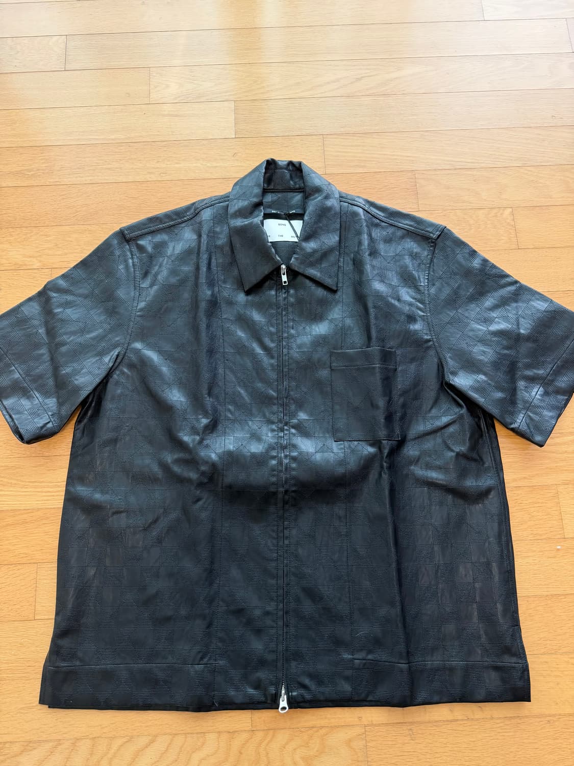 (판매)송포더뮤트 레더 집업 박스셔츠 50사이즈 상품이미지2