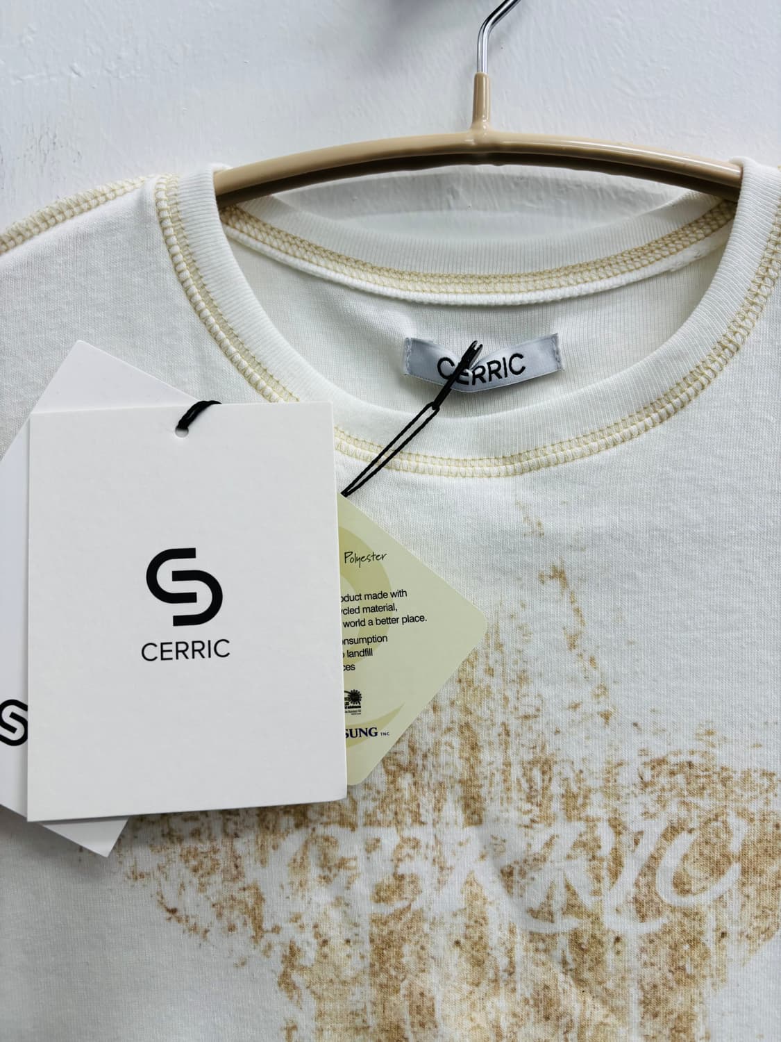 [새 제품] CERRIC 로고 포인트 그래픽 반팔 티셔츠 상품이미지3