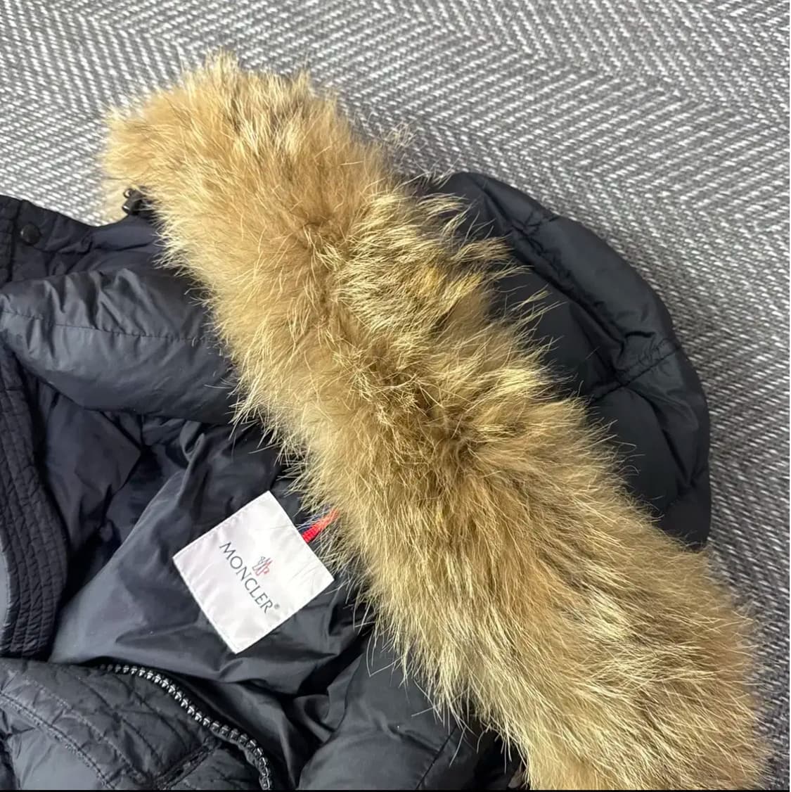 몽클레어 클루니 2사이즈 s급 상품이미지2