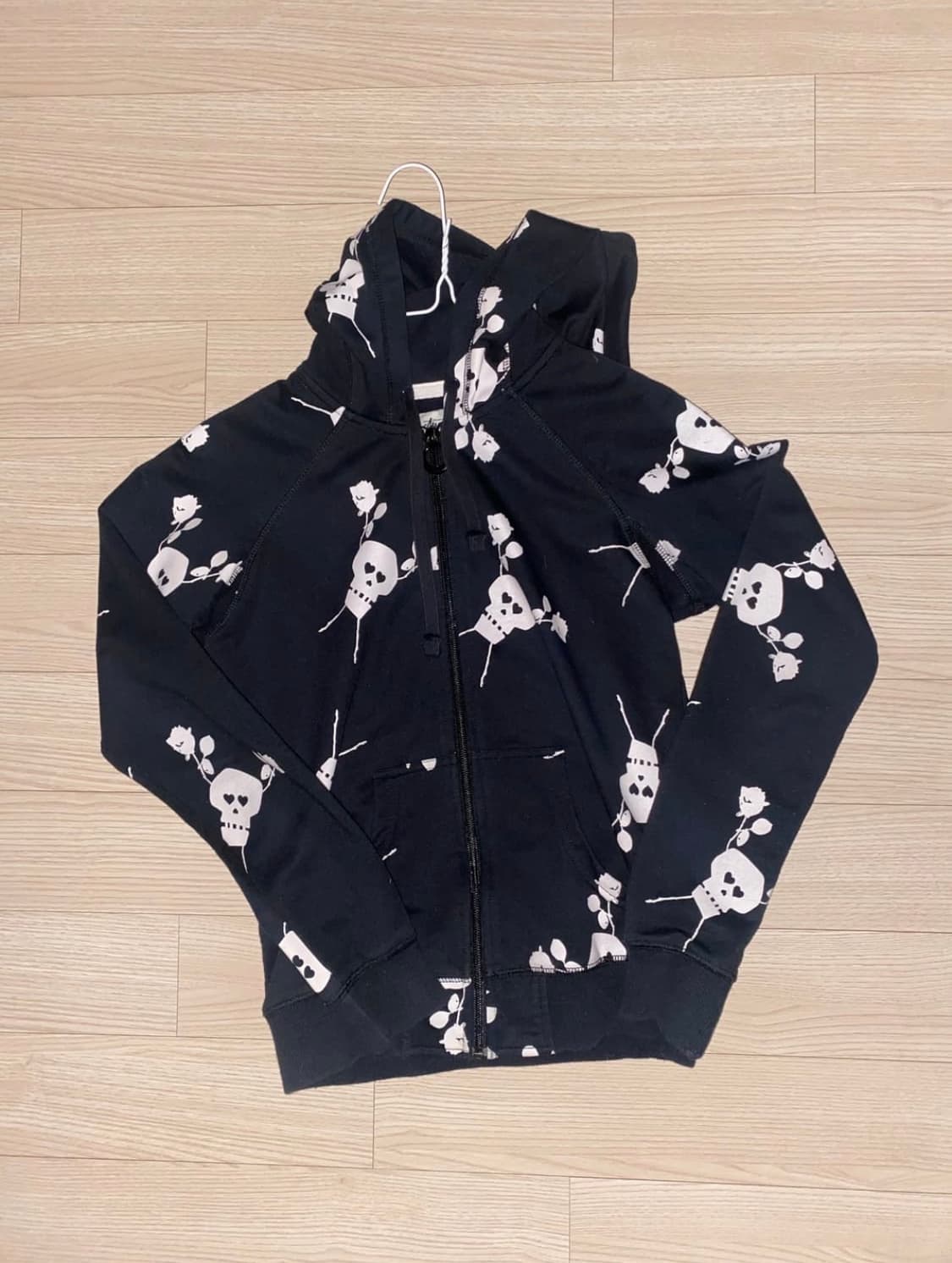 스투시 해골 후드집업 상품이미지1