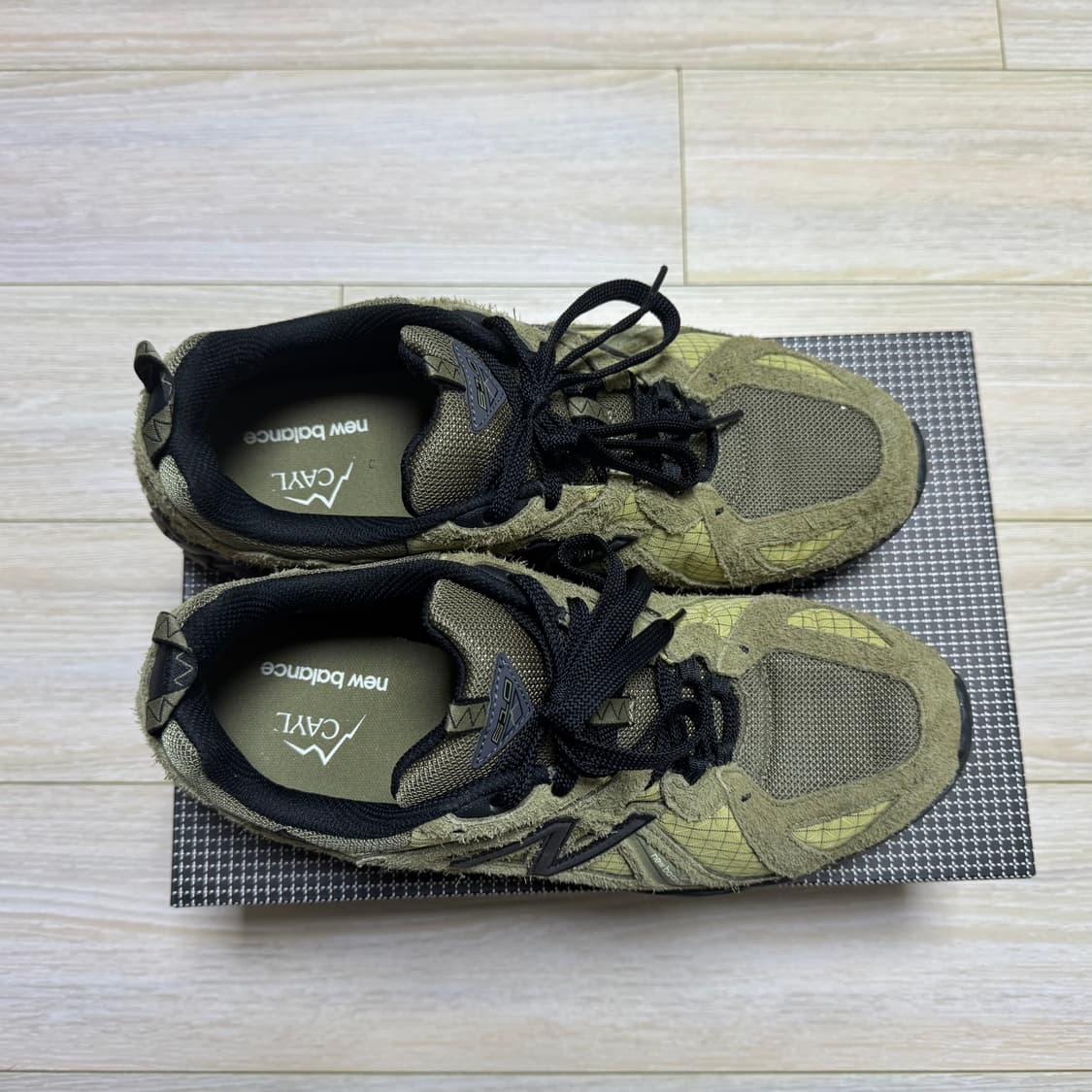 [285] 뉴발란스 x 케일 ML610TCL 코버트 그린 상품이미지2