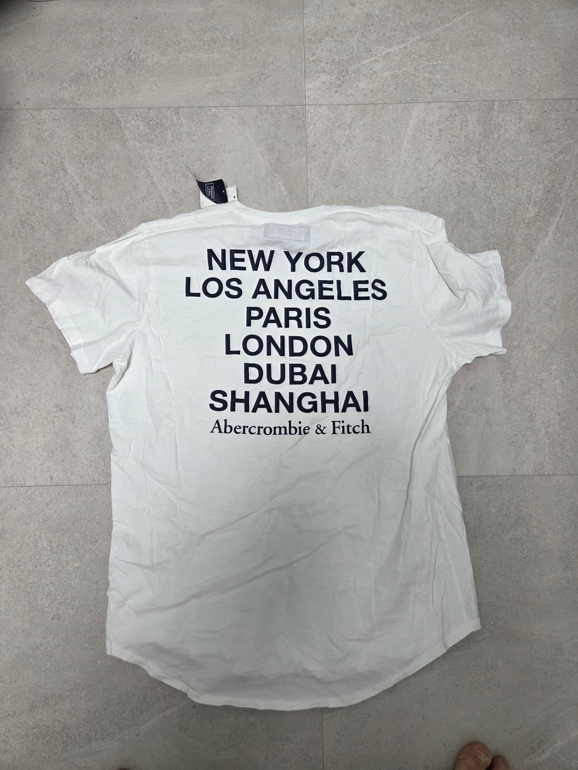 아베크롬비 월드 시티 로고 티셔츠 상품이미지2