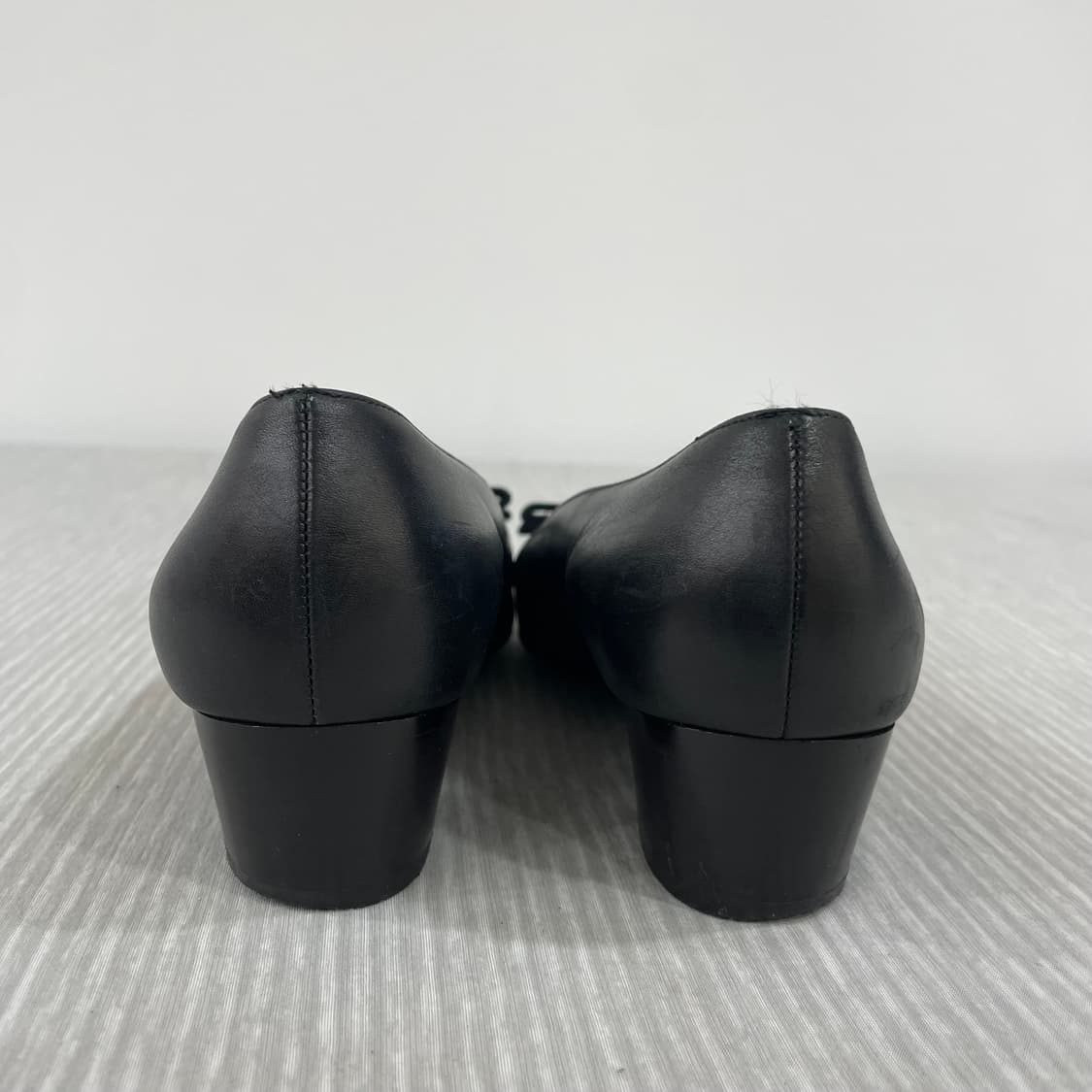 페라가모 바라 펌프스 블랙 250mm 상품이미지4