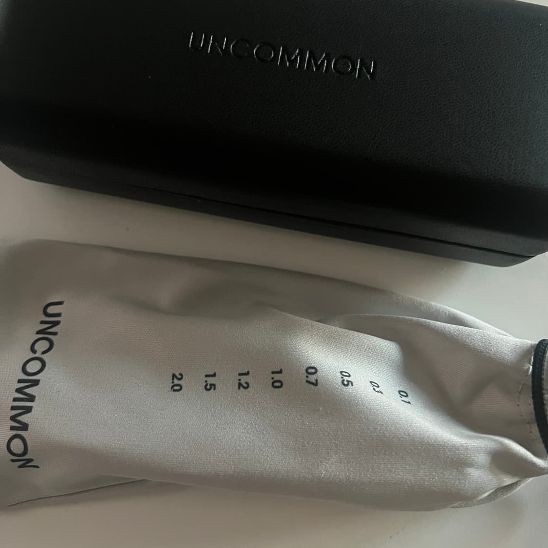 언커먼아이웨어 투명 뿔테 안경 안경테 / 젠틀몬스터 블루엘리펀트 상품이미지3