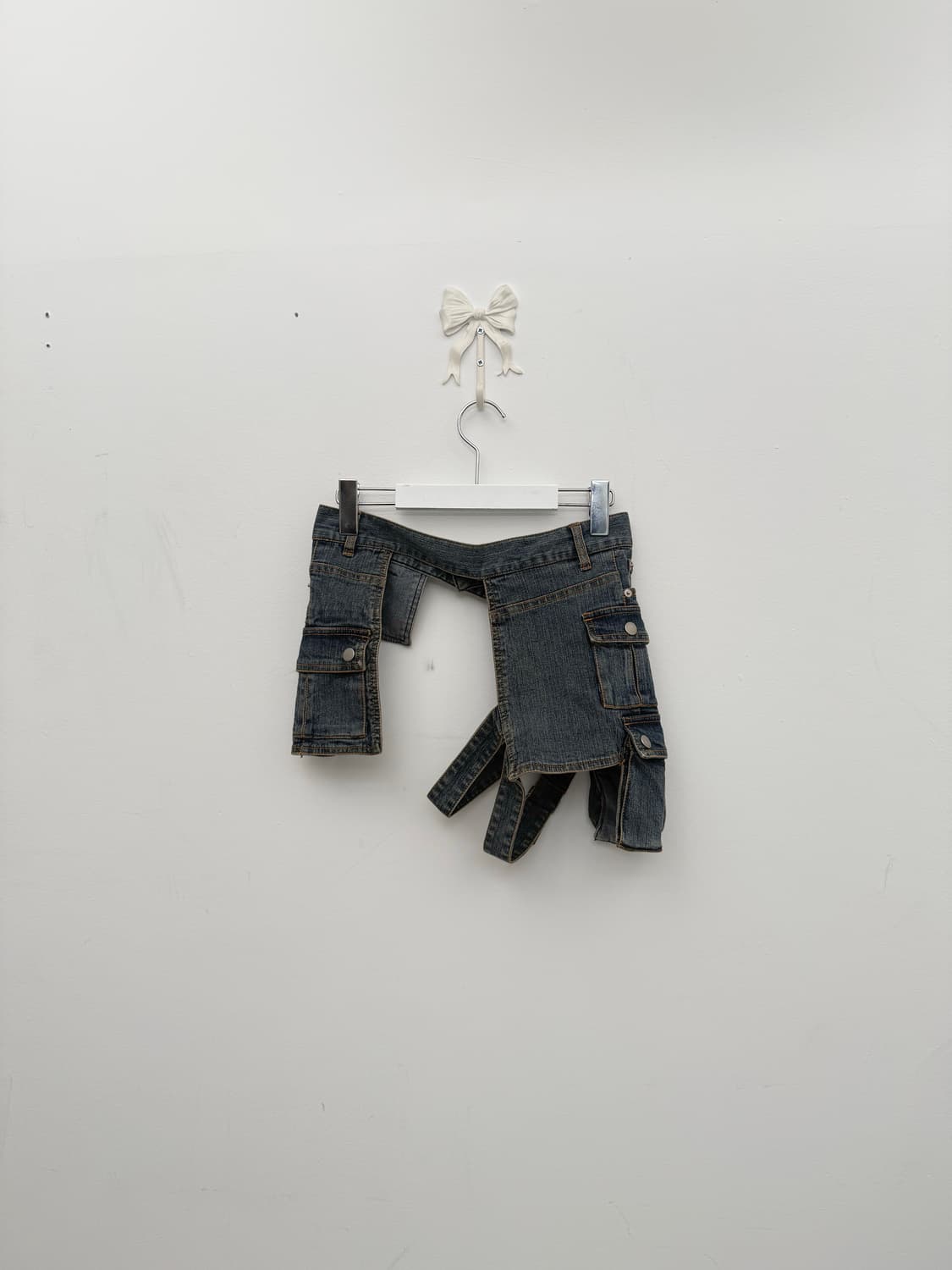 데님 벨트 레그 하네스 스커트 상품이미지6