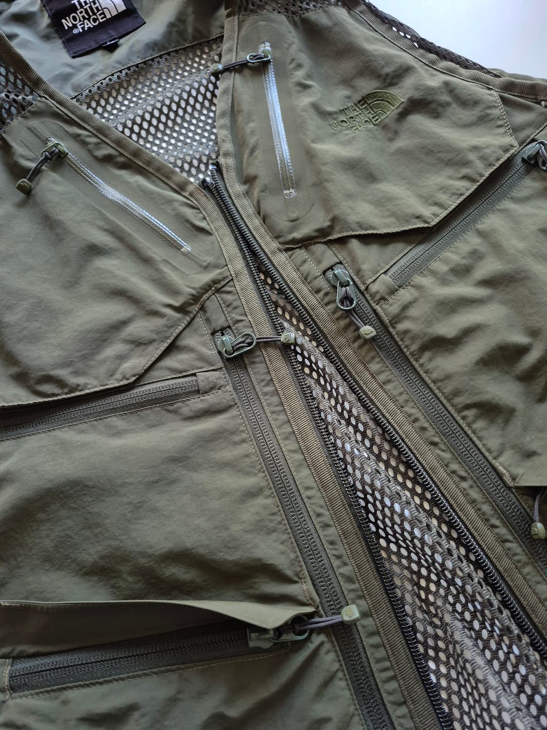 노스페이스 카키 메쉬베스트 상품이미지4