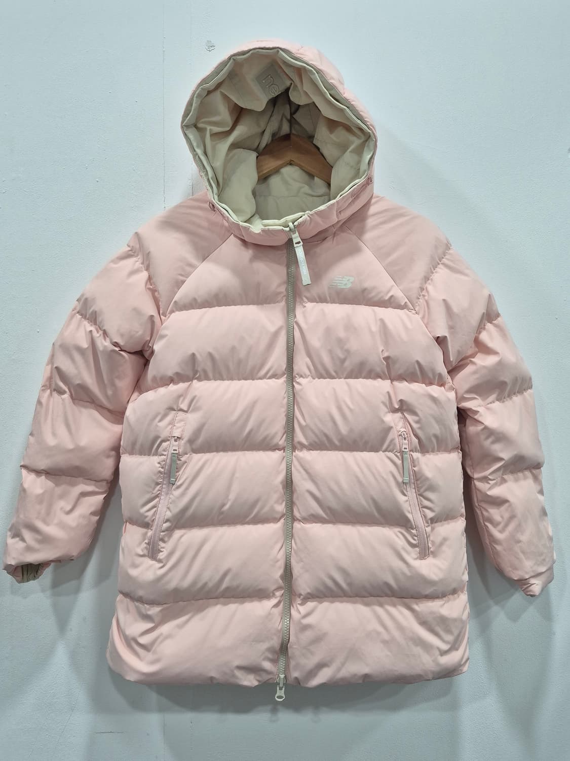 뉴발란스 딸기우유 아이보리 리버시블 양면 구스다운 패딩 점퍼 여성 XS 상품이미지1