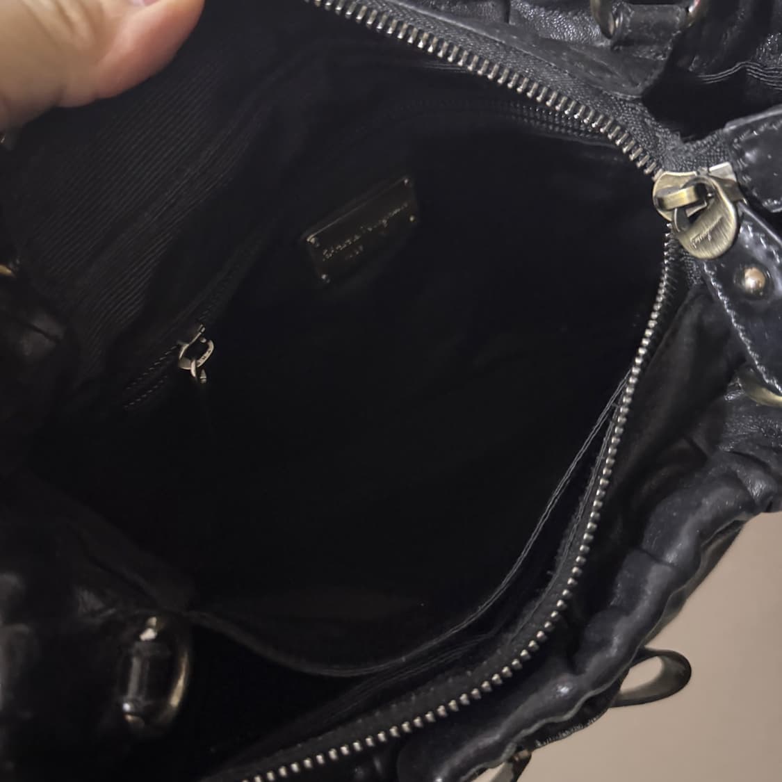 살바토레 페라가모 바라 리본 토트&크로스백 상품이미지8