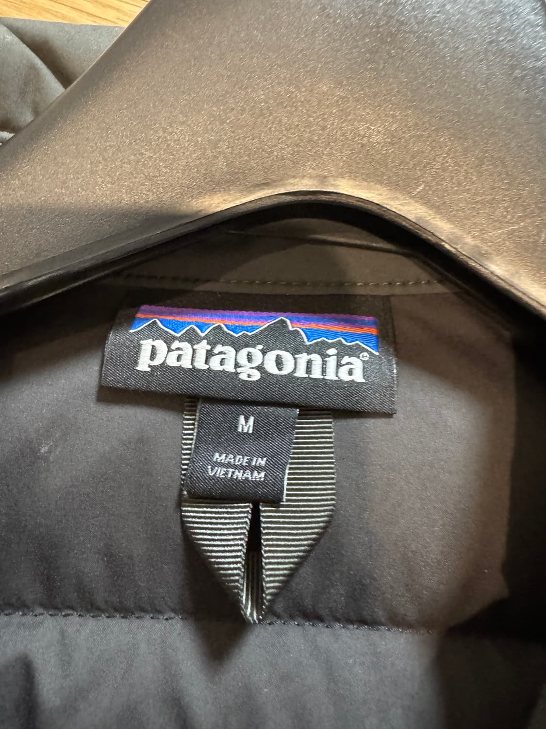 파타고니아 사일런트 남성 다운패딩 셔츠자켓 상품이미지7