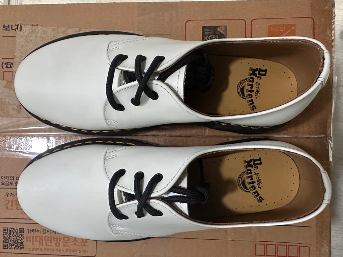 닥터마틴 1461 스무스 화이트 uk7 (260-265) 상품이미지4