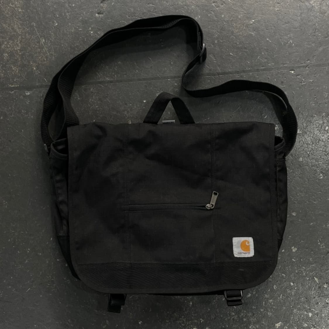 칼하트 메신저백 상품이미지1