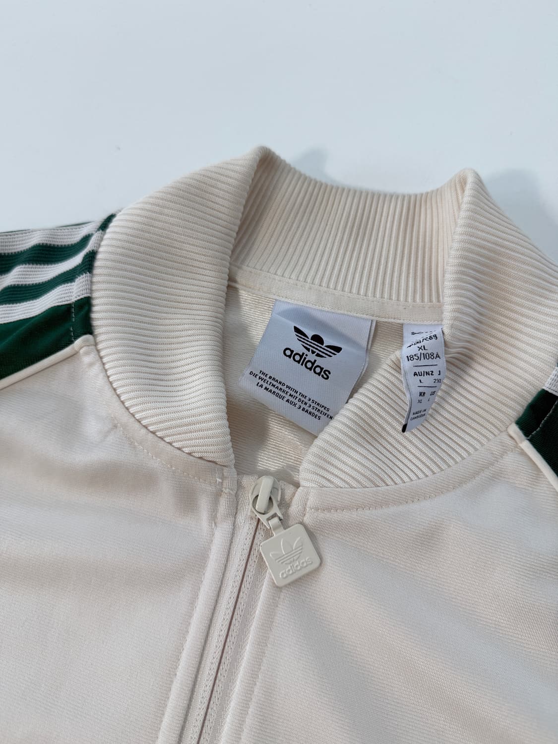 아디다스 오버핏 흰 초 배색 트랙 져지 상품이미지3