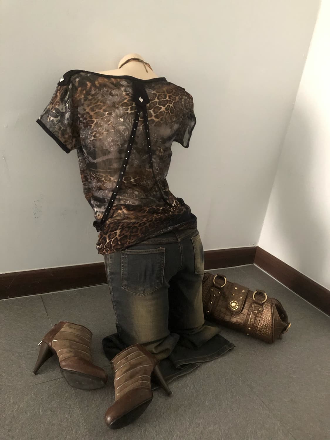 leopard harness detail mesh top 상품이미지1