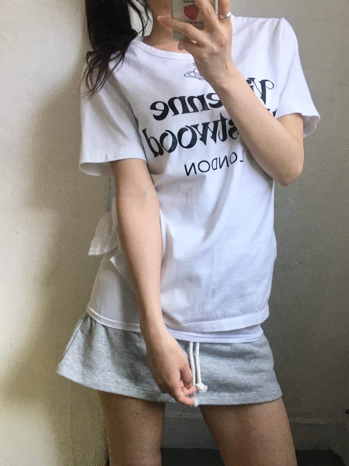 Vivienne Westwood 비비안웨스트우드 맨 화이트 컬러 로고 티 상품이미지2