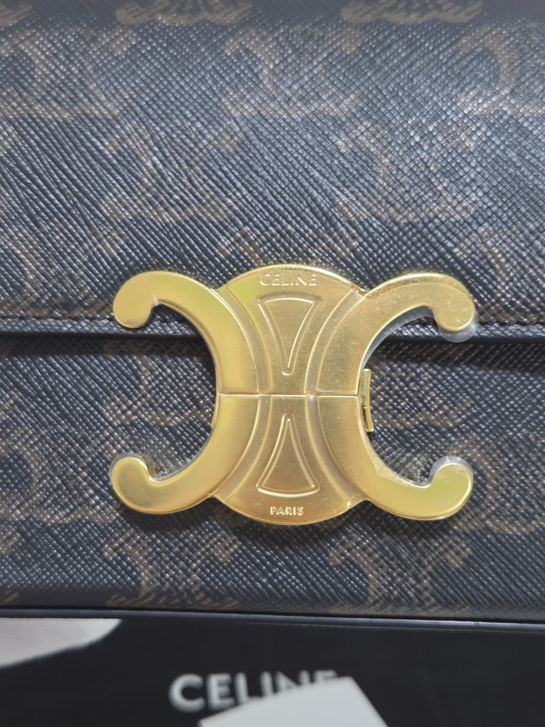 [새상품급] 셀린느 트리옹프 클로드 숄더백 Black Tan 상품이미지3