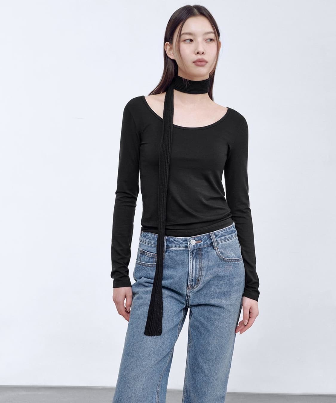 무신사 스탠다드 우먼 버티컬 크로셰 내로우 스카프 블랙 상품이미지3