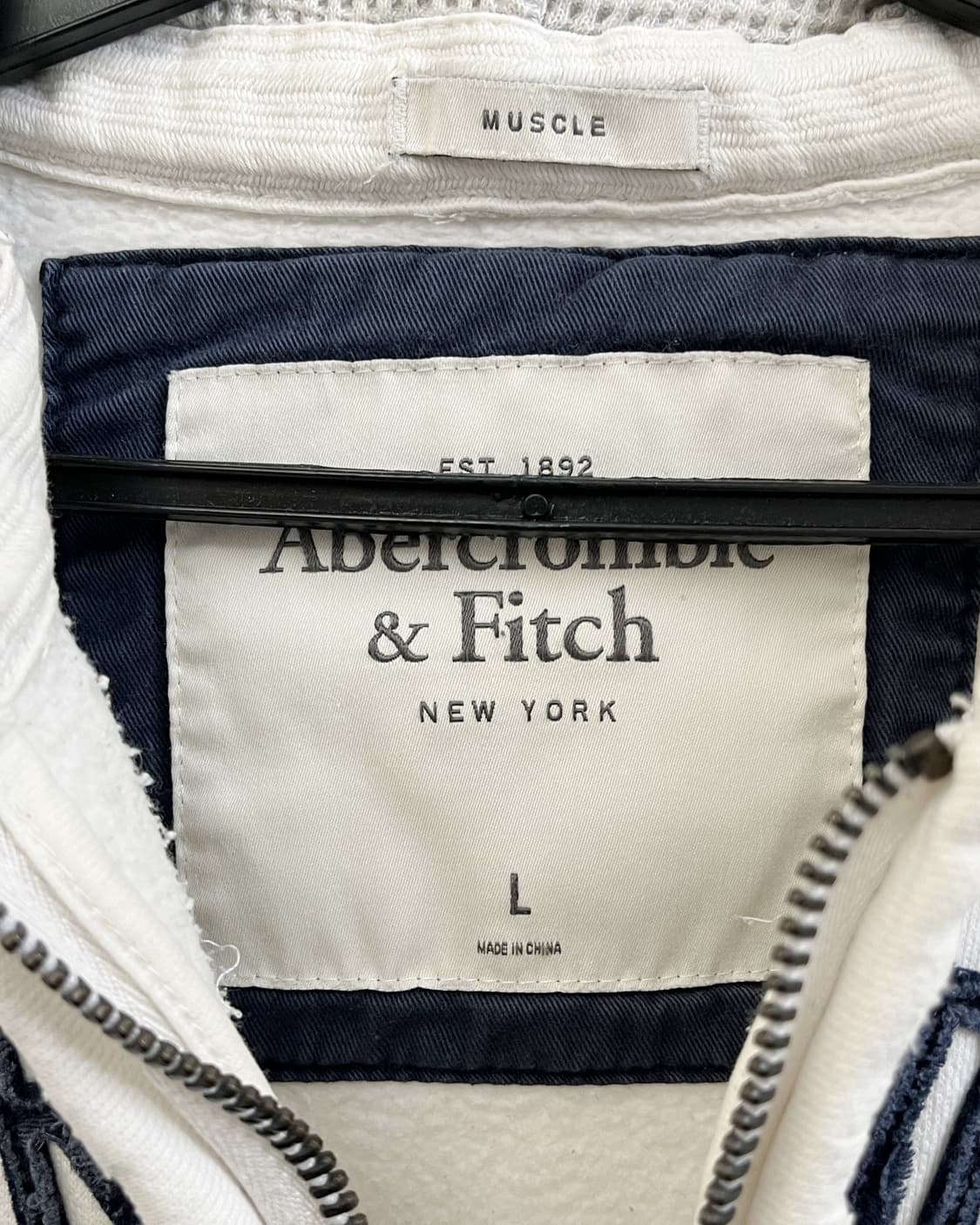 아베크롬비 아플리케 로고 후드집업 크림 아이보리 상품이미지7