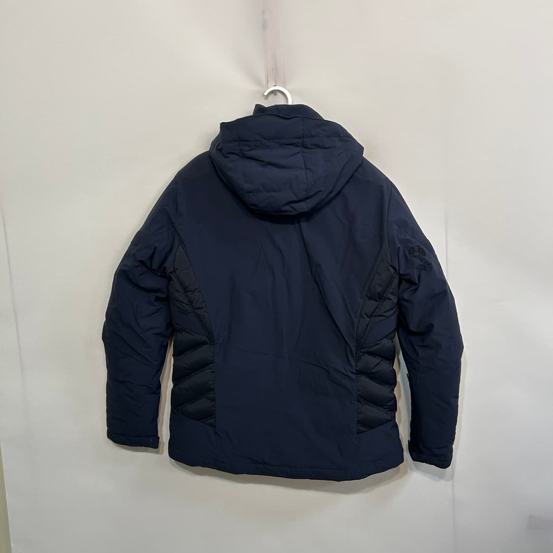 네파 남성 다운 패딩 100 빵빵함 상품이미지3