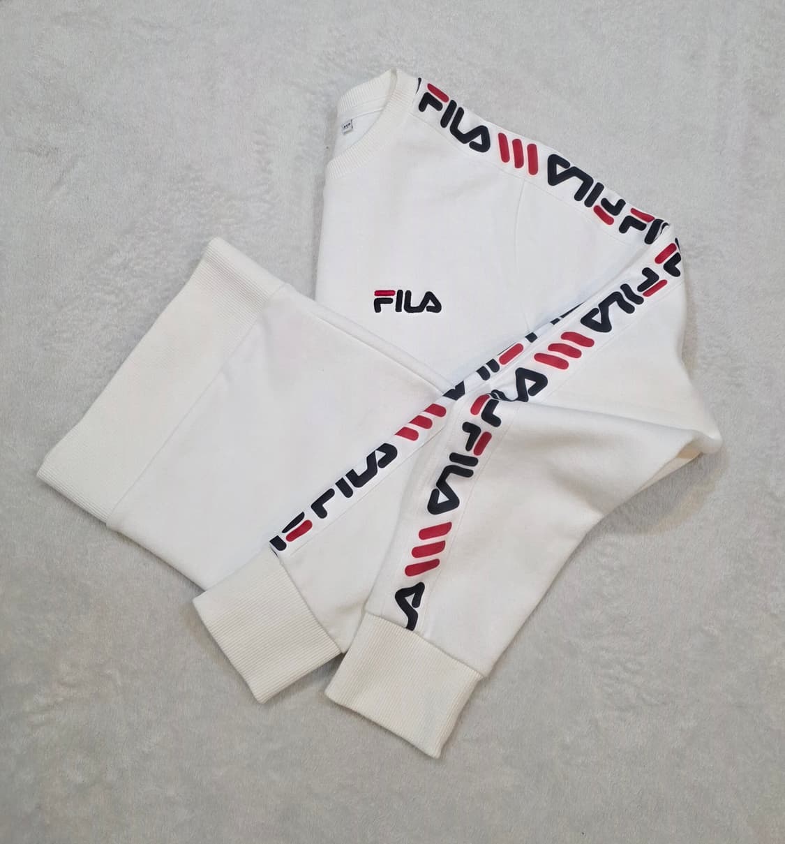 FILA 휠라 기모 맨투맨 상품이미지3