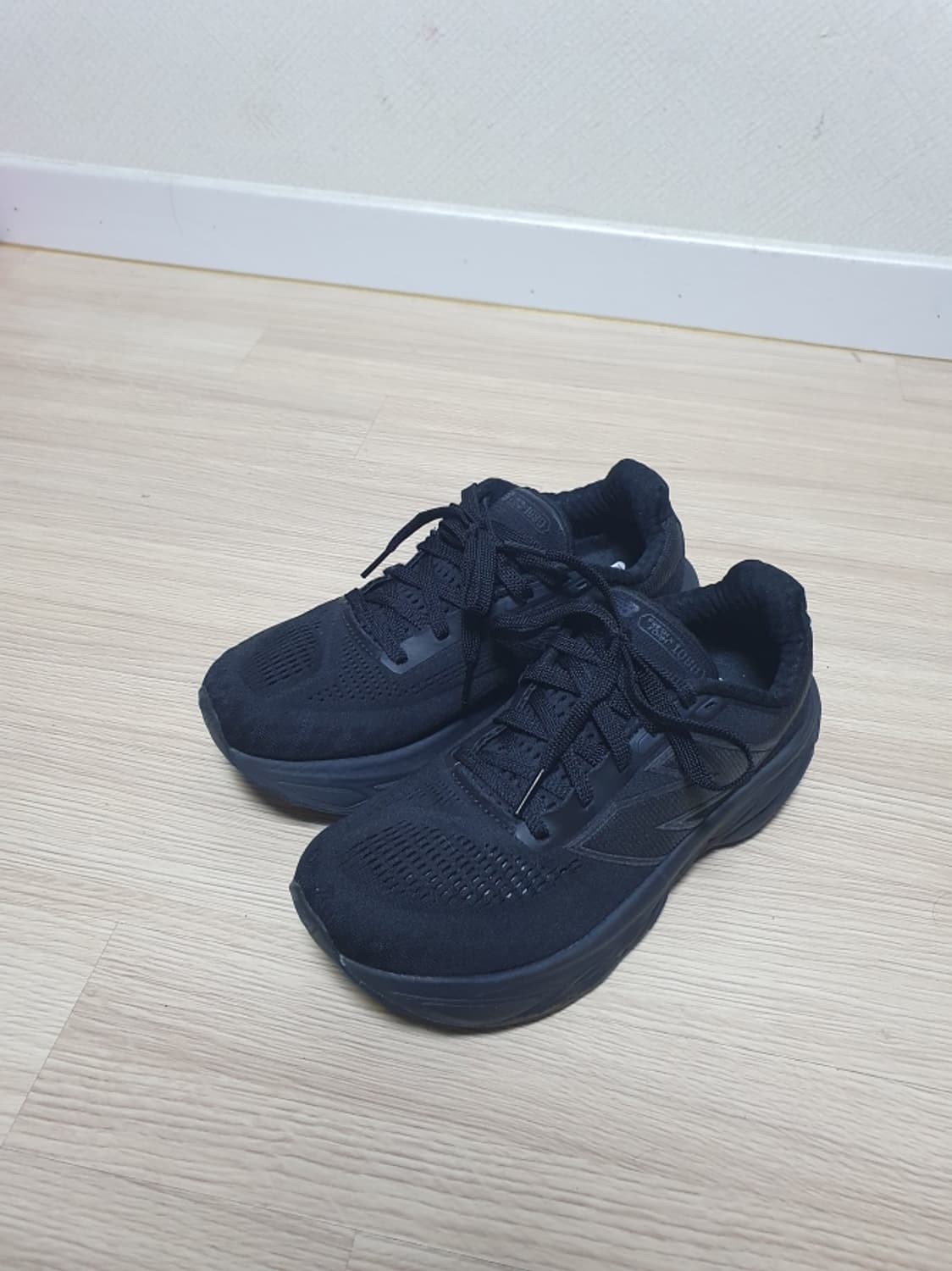 뉴발란스 1080v14 운동화 255 상품이미지4