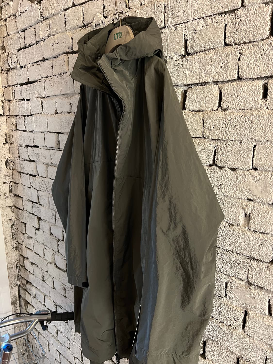 Goldwin 골드윈 후디드 오버 코트 올리브 3사이즈 상품이미지3