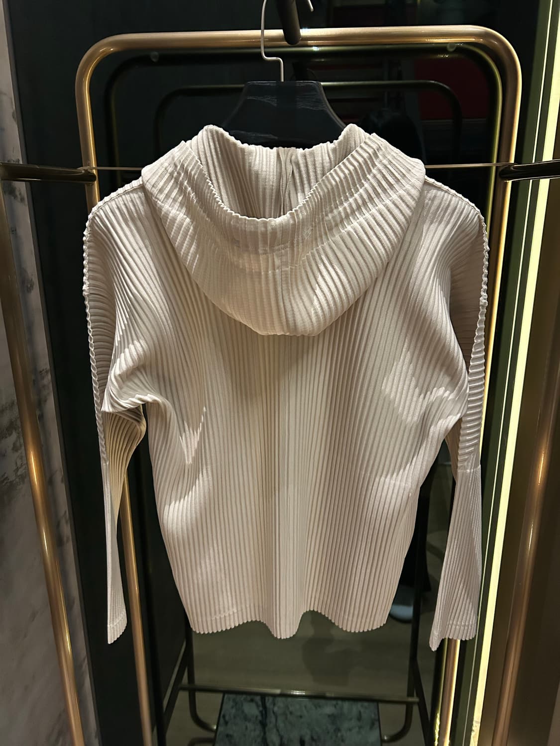 이세이미야케 옴므플리세 후드 집업 아이보리컬러 2사이즈 상품이미지10