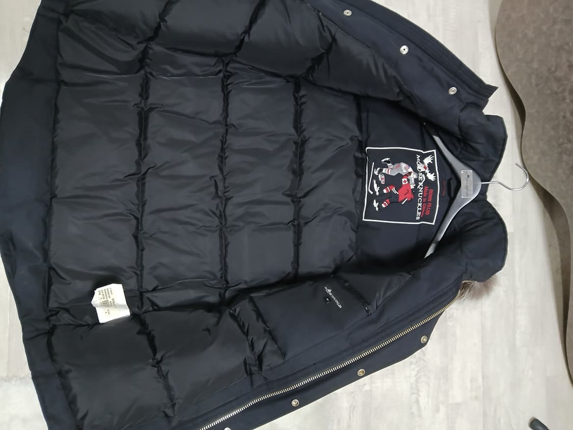 무스너클 스틸링 패딩 사이즈 95~100 상품이미지2