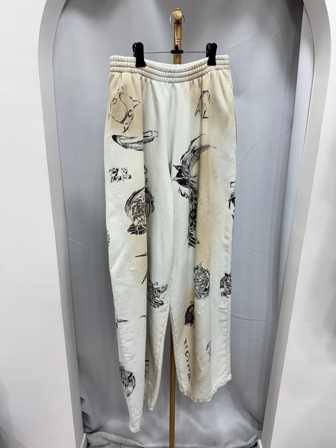 백화점판 발렌시아가 타투 팬츠 M  상품이미지1