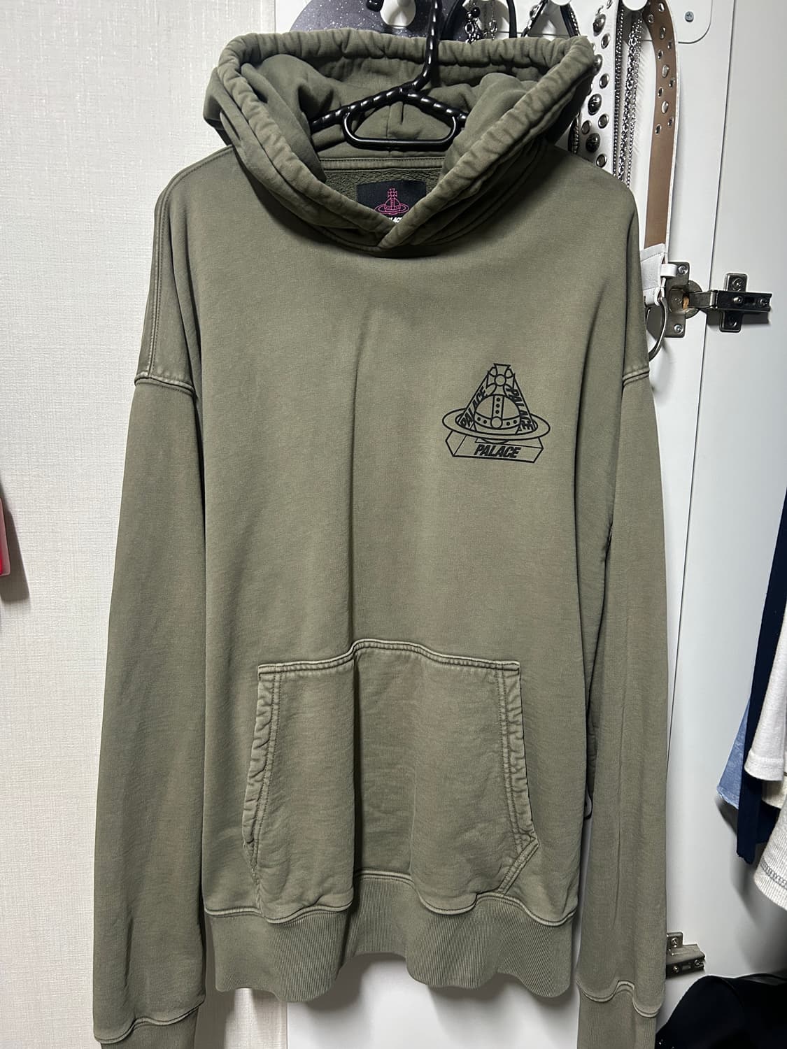 팔라스 비비안웨스트우드 후드 올리브 M 상품이미지3
