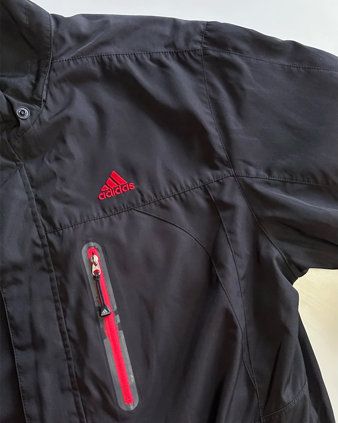아디다스 검빨 바람막이 점퍼 상품이미지4