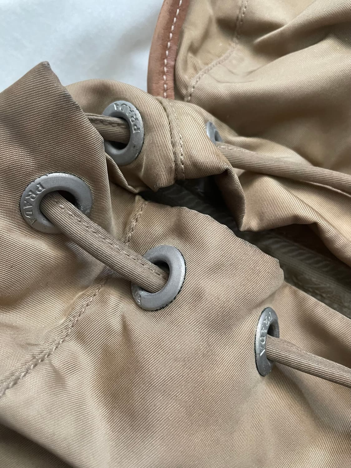 프라다 백팩 미니 상품이미지4